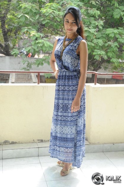 Khenisha-Chandran-at-Jagannatakam-Movie-Audio-Launch